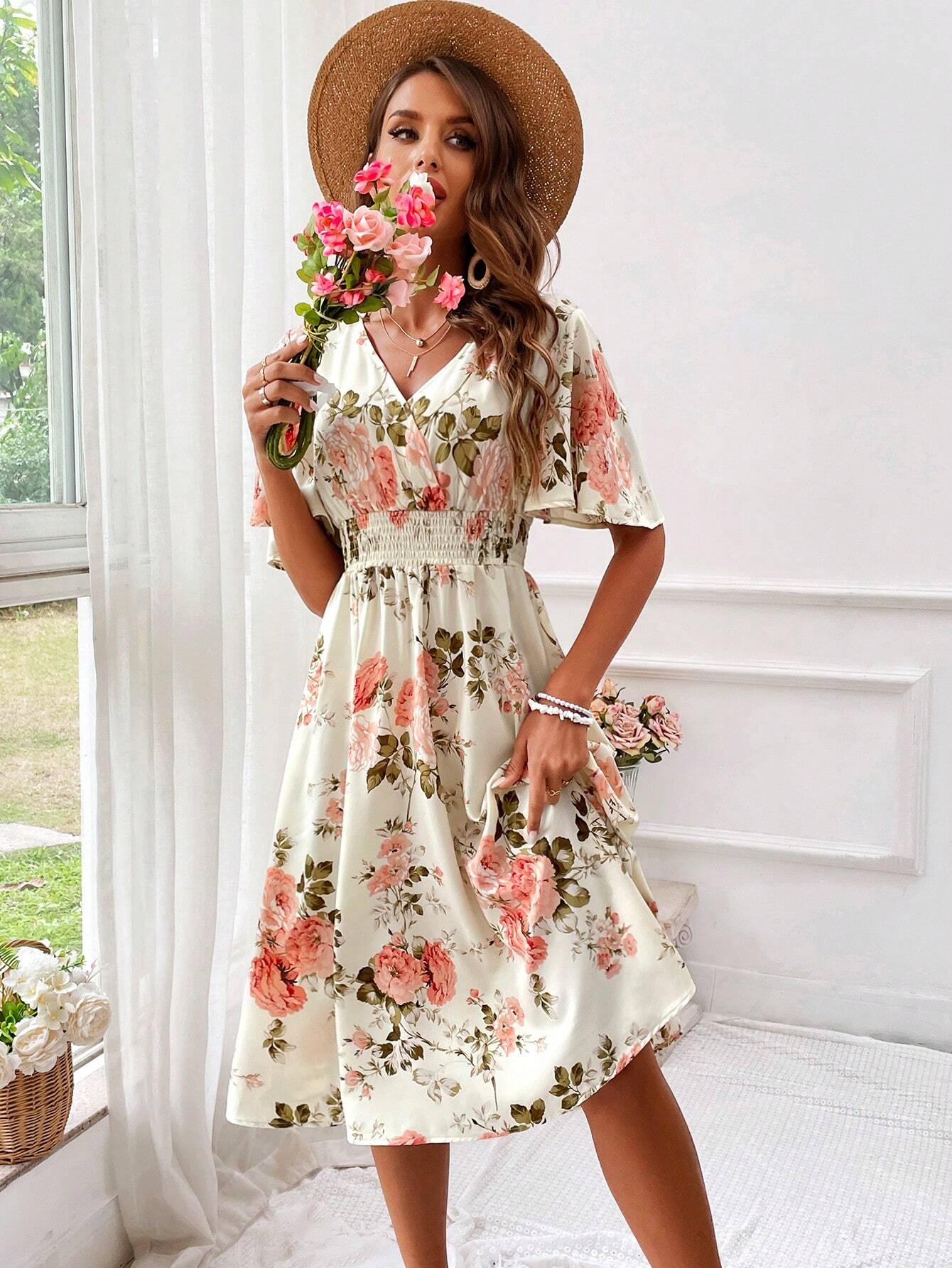 Kirsty | Elegant Floral V-Neck Dress