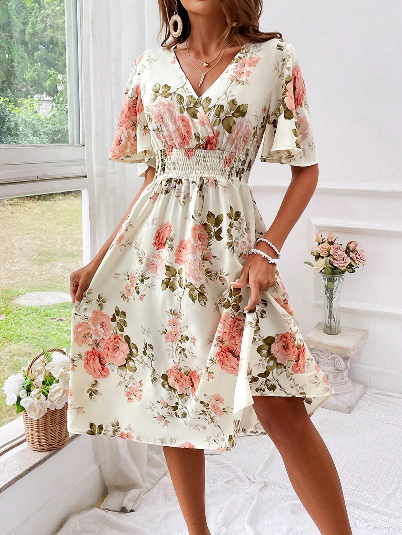 Kirsty | Elegant Floral V-Neck Dress