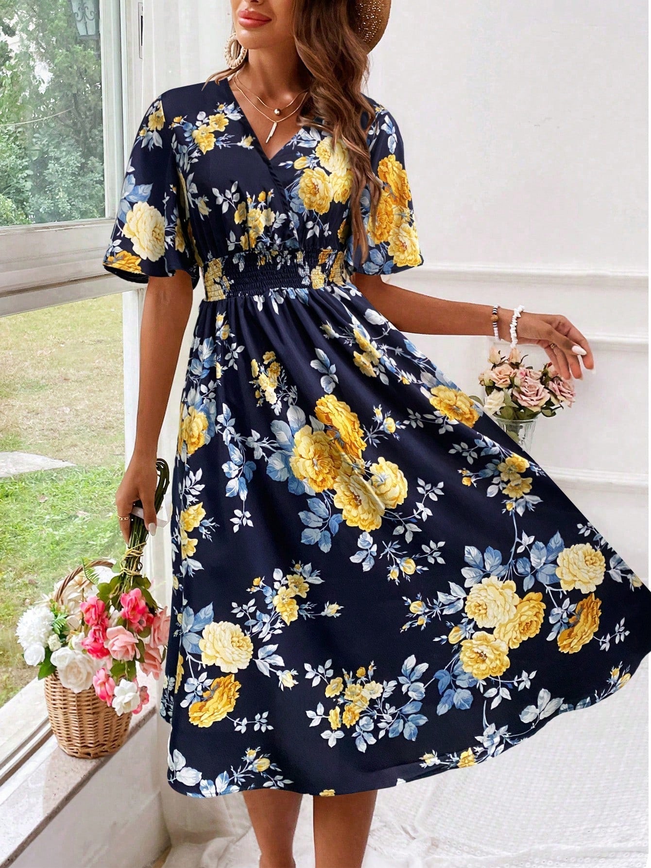 Kirsty | Elegant Floral V-Neck Dress