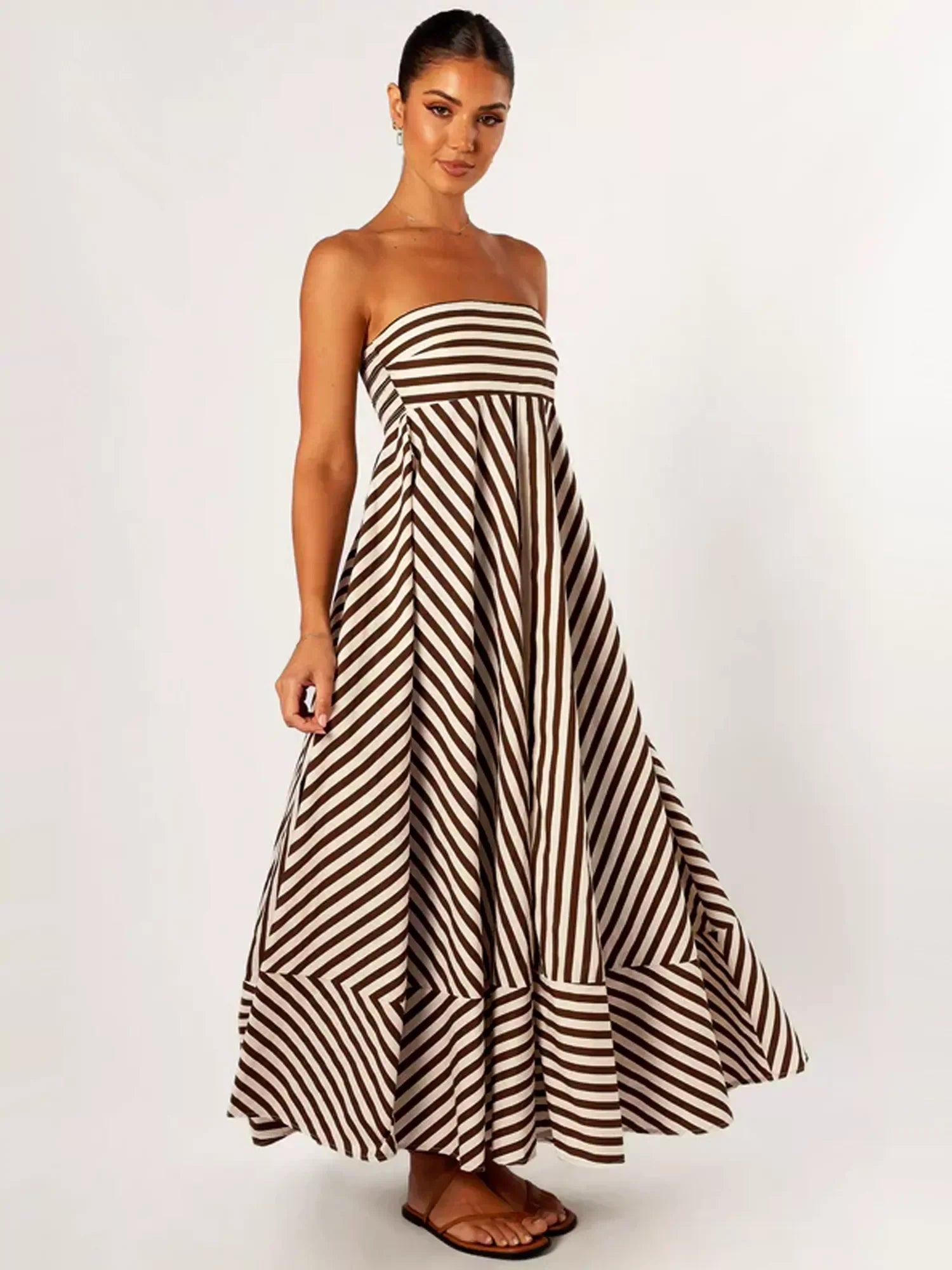 Jade | Chic Strapless Maxi Dress for Effortless Elegance