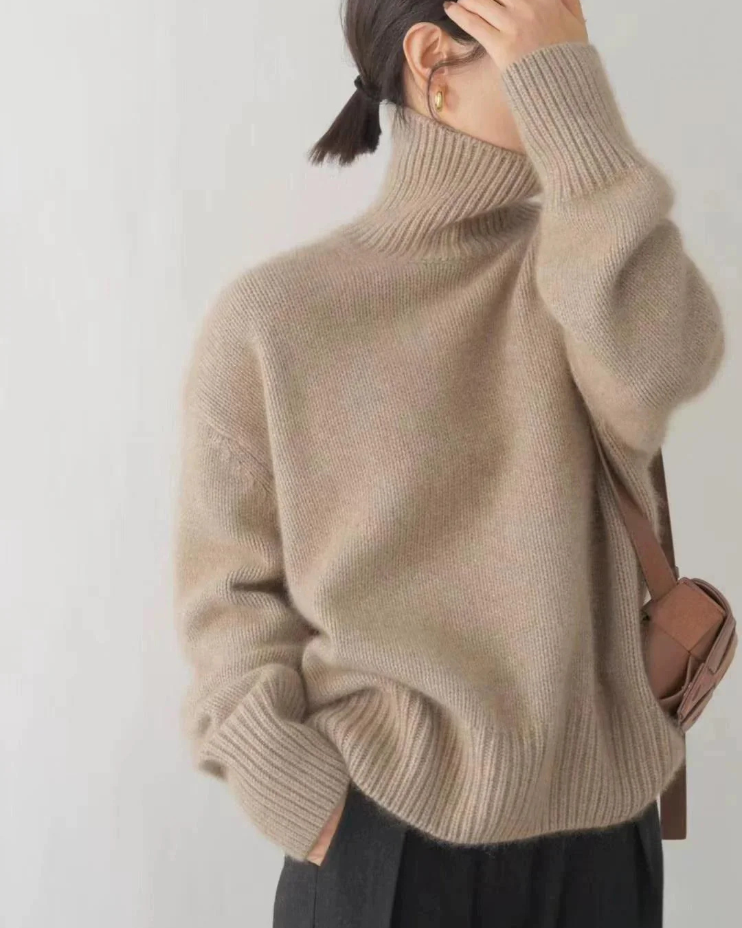Alwina | Women's Oversized Turtleneck Sweater
