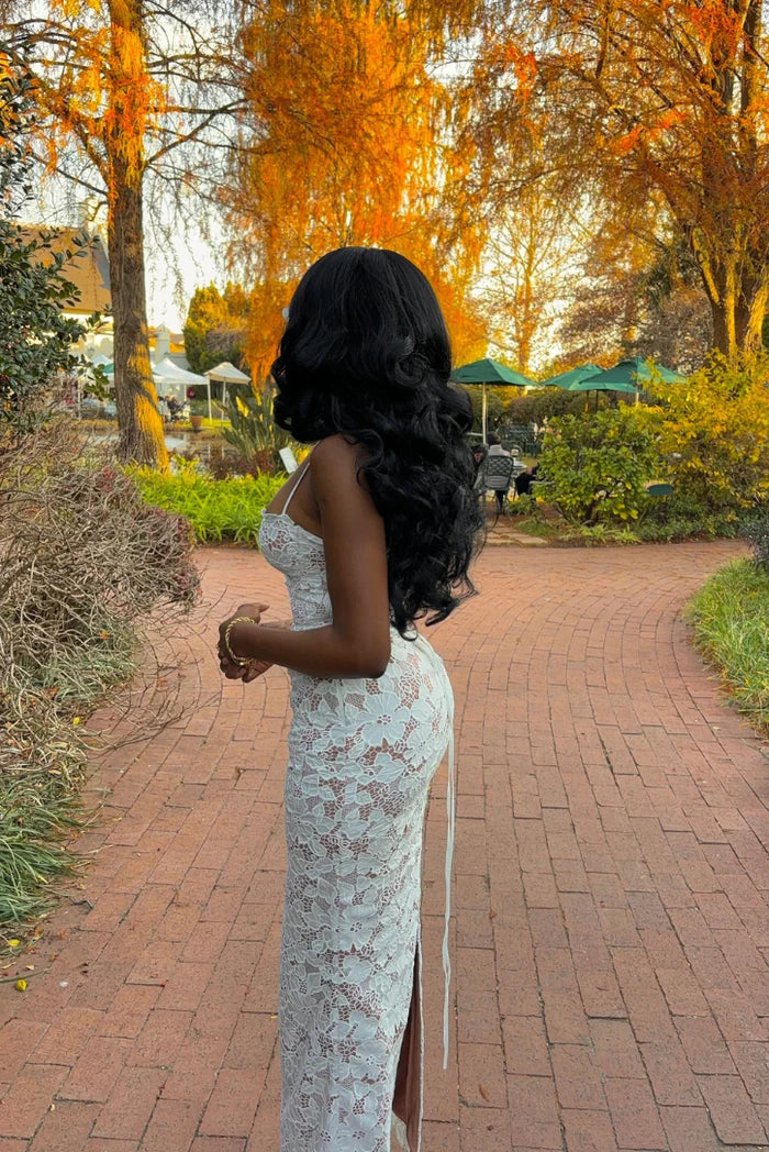 Louisa | Chic Lace Maxi Dress for Empowered Women
