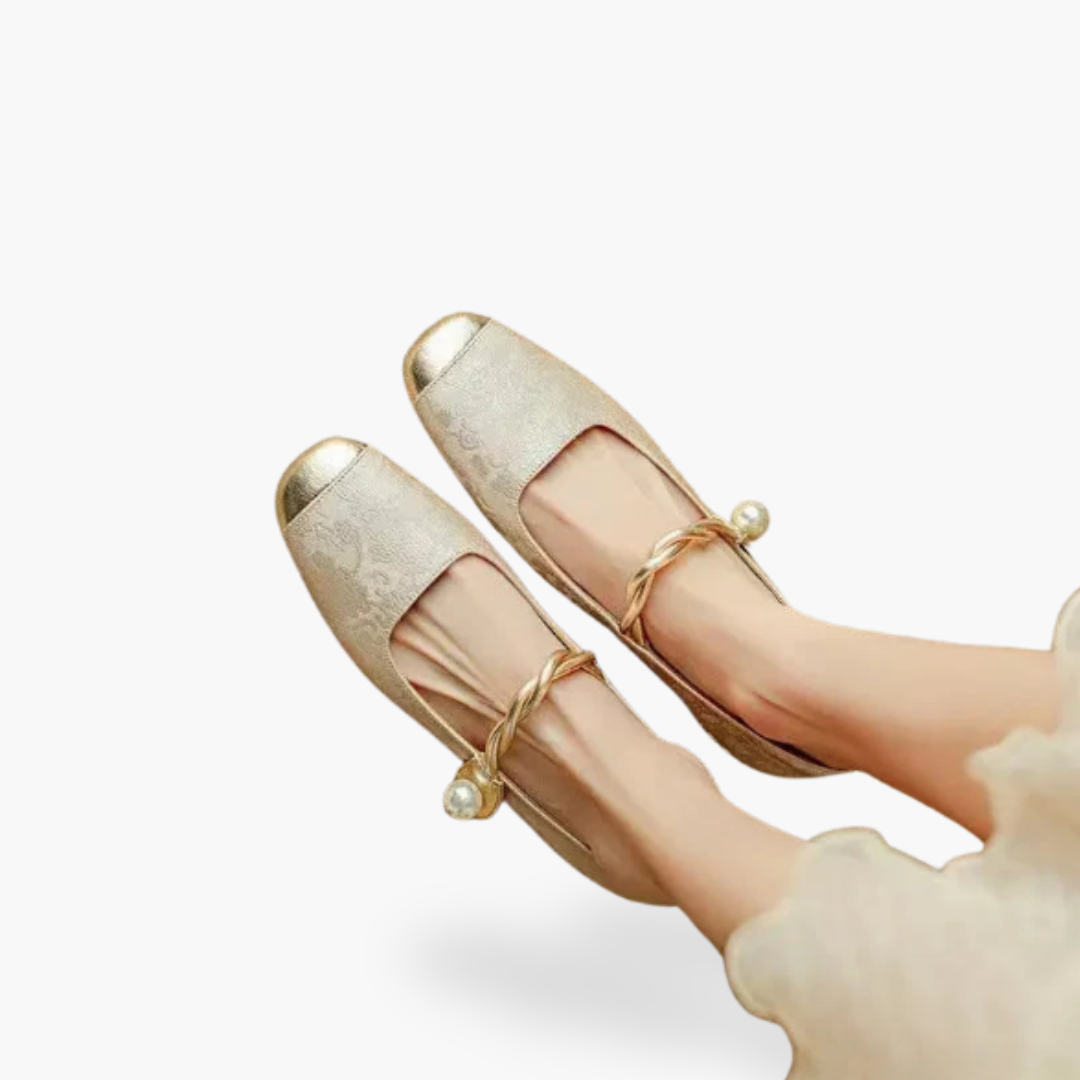 Lissandra | Chic and Cozy Flats