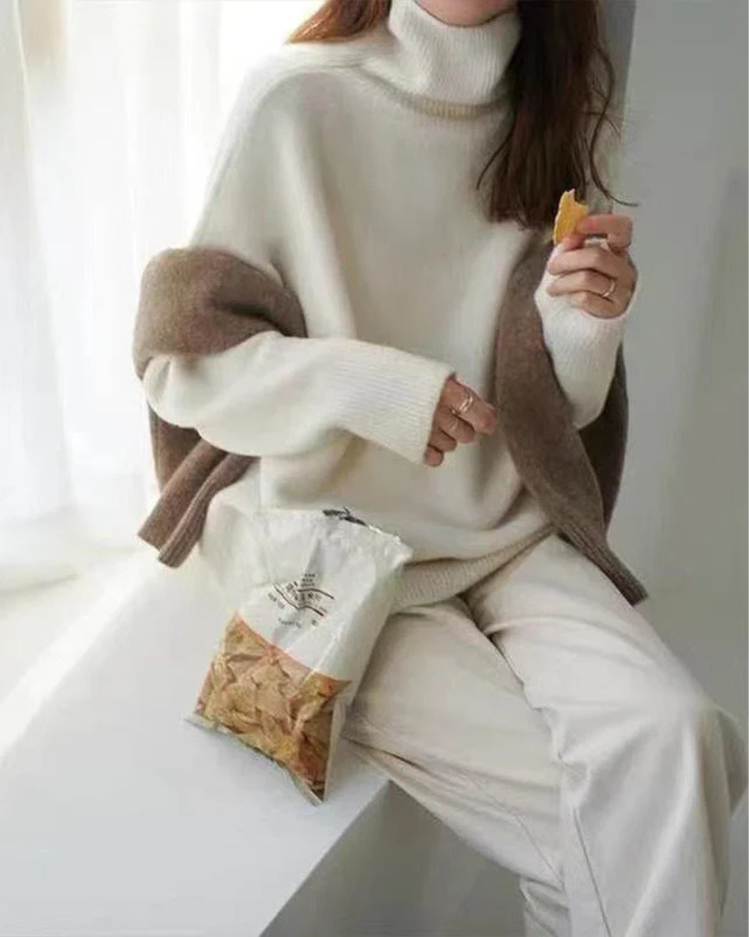 Alwina | Women's Oversized Turtleneck Sweater