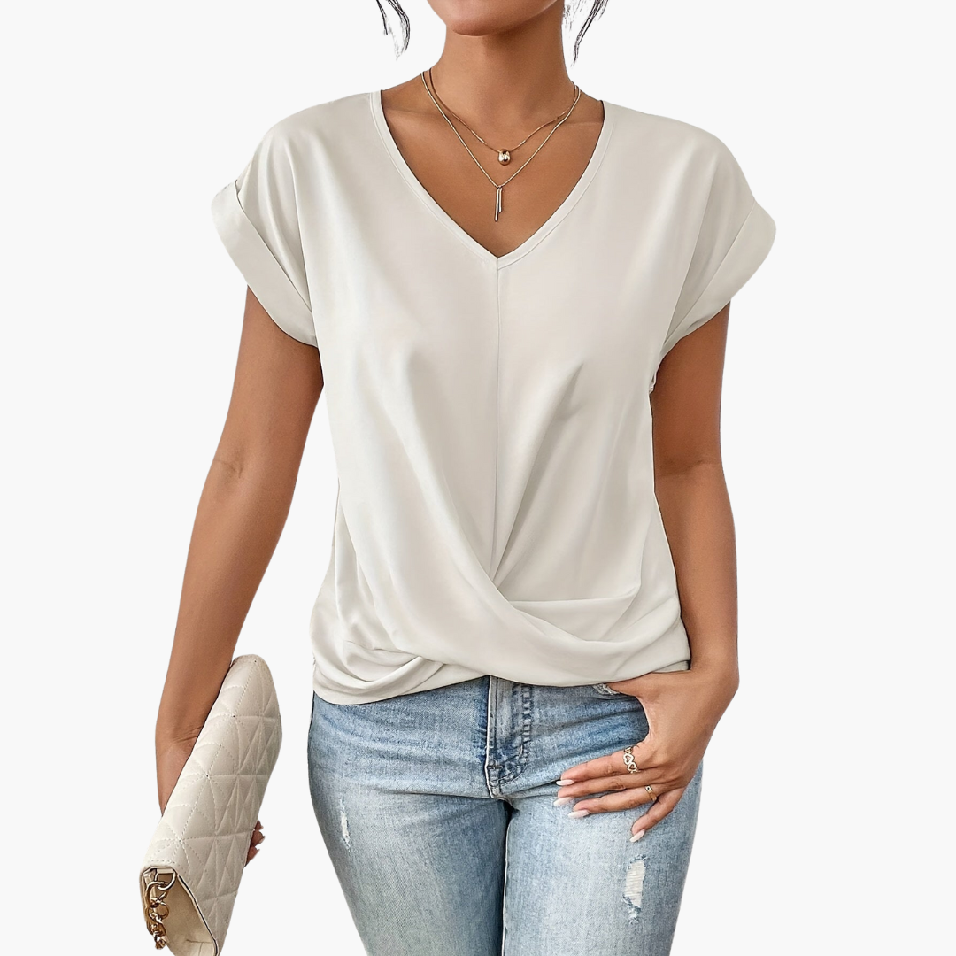 Alina | Stylish Women's Casual T-Shirt with Heart Neckline