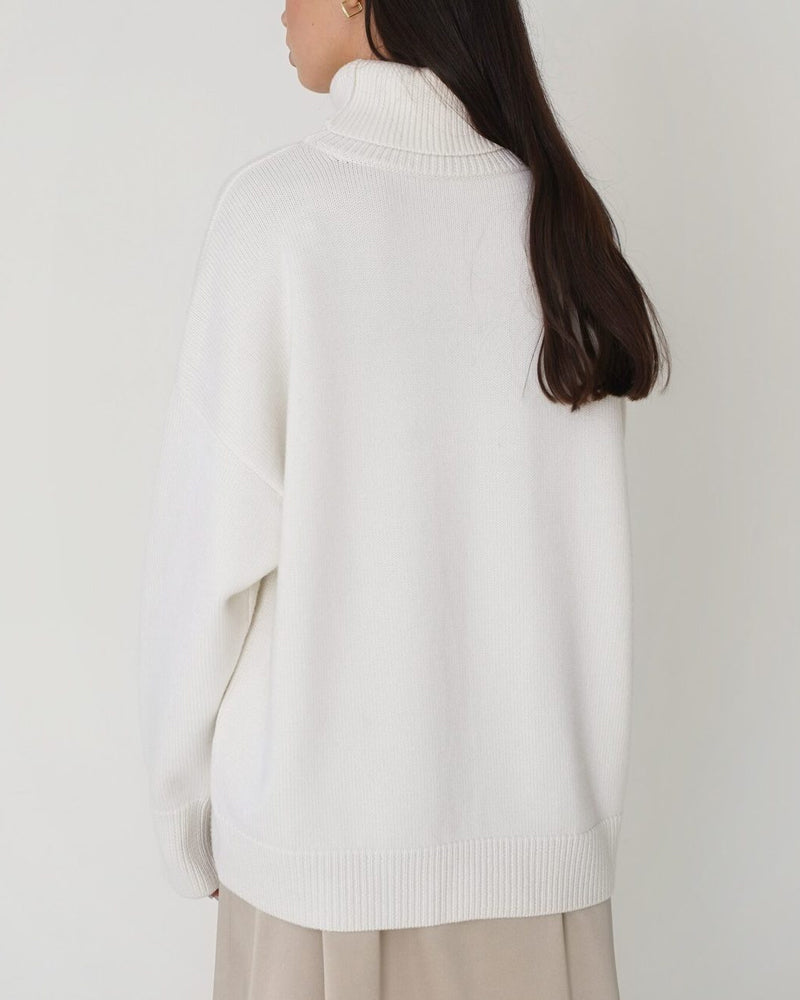 Alyxandria | Women's Oversized Roll Neck Jumper