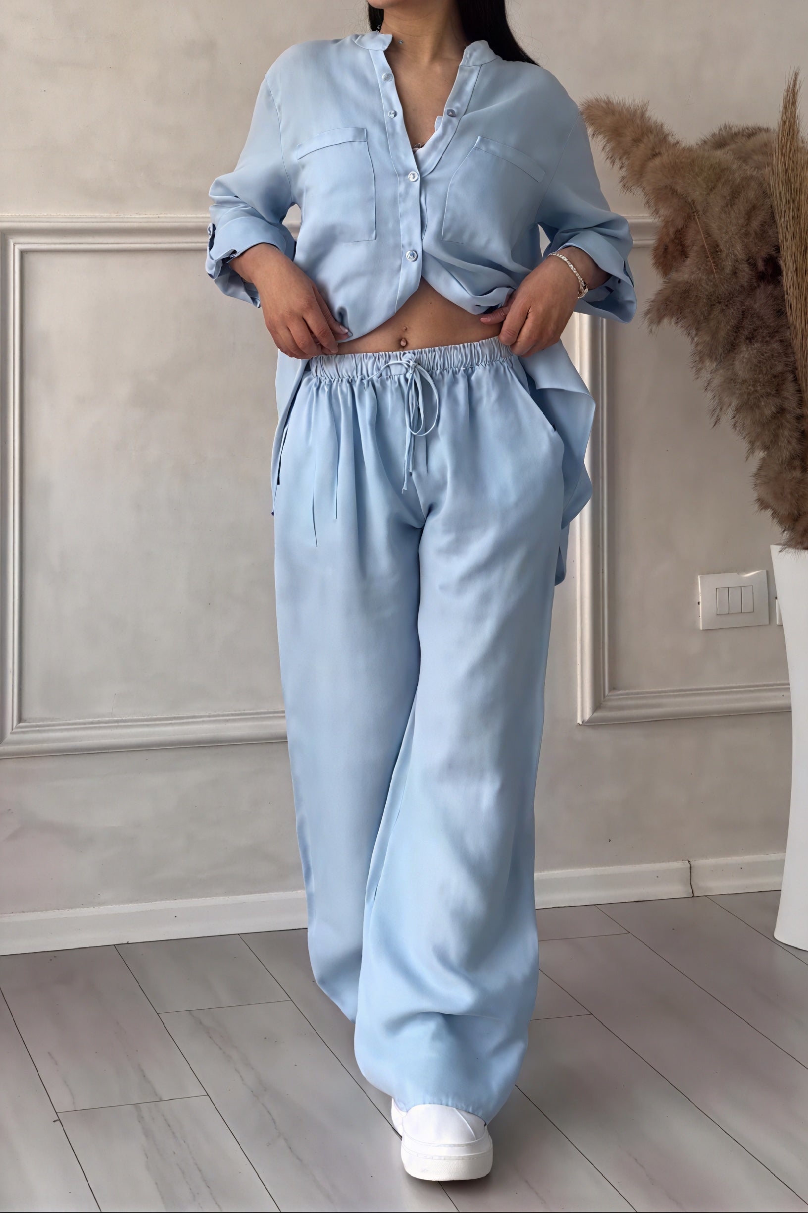 Arwen | Timeless Ensemble: The Perfect Blend of Style and Comfort