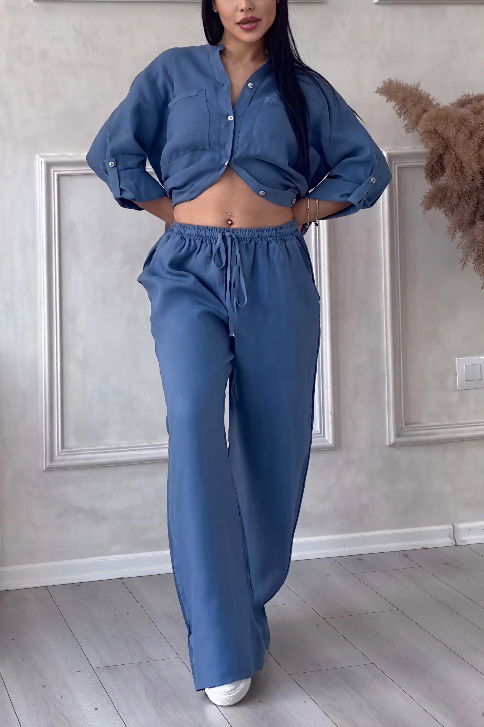 Arwen | Timeless Ensemble: The Perfect Blend of Style and Comfort
