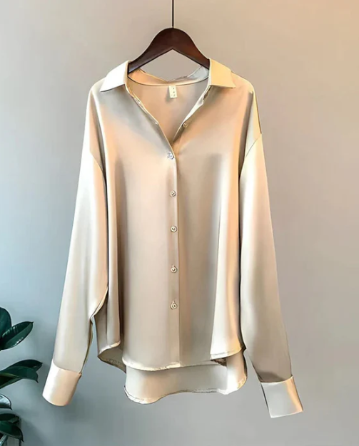 Coral | Elegant Fit Blouse with Soft Sheen