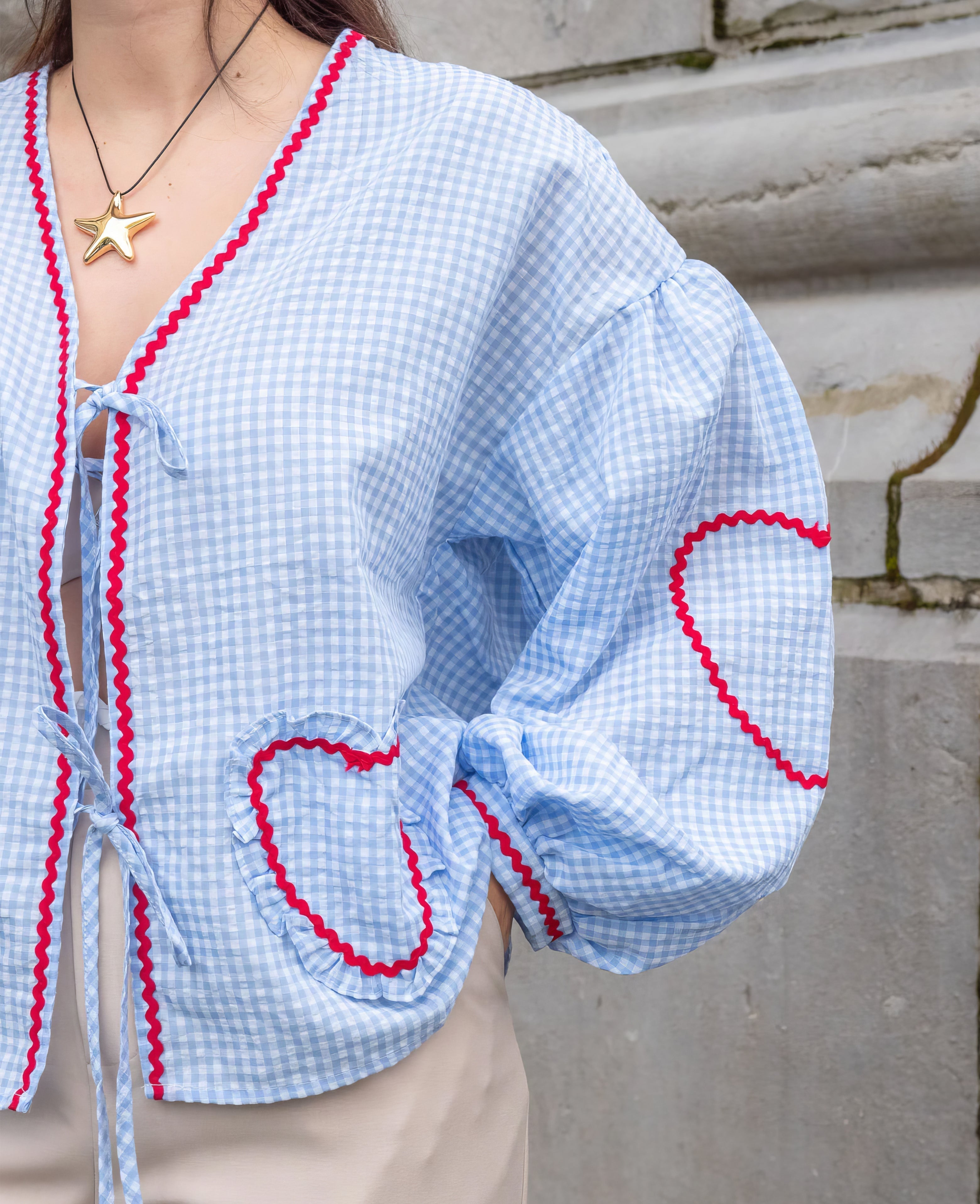 Chiara | Romantic Heart Blouse for Fashion-Forward Women