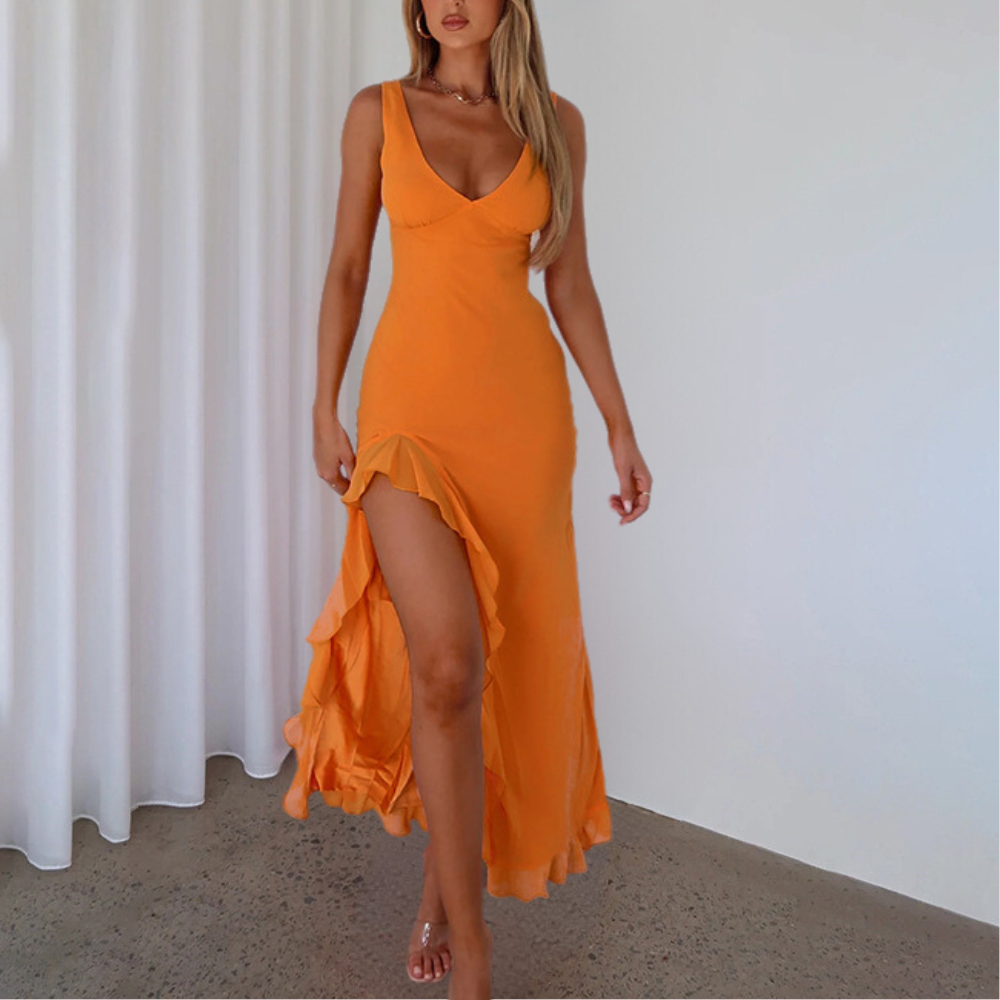 Mariana | Chic Sleeveless V-Neck Maxi Dress with Asymmetrical Slit