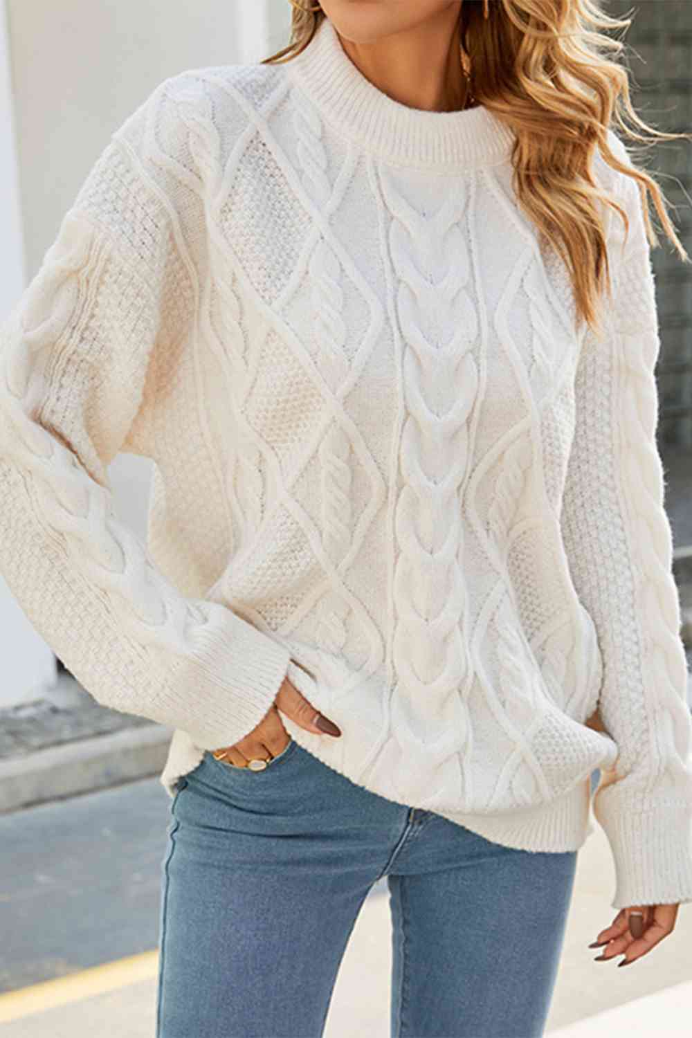 Alwyna | Women's Oversized Cable Knit Jumper