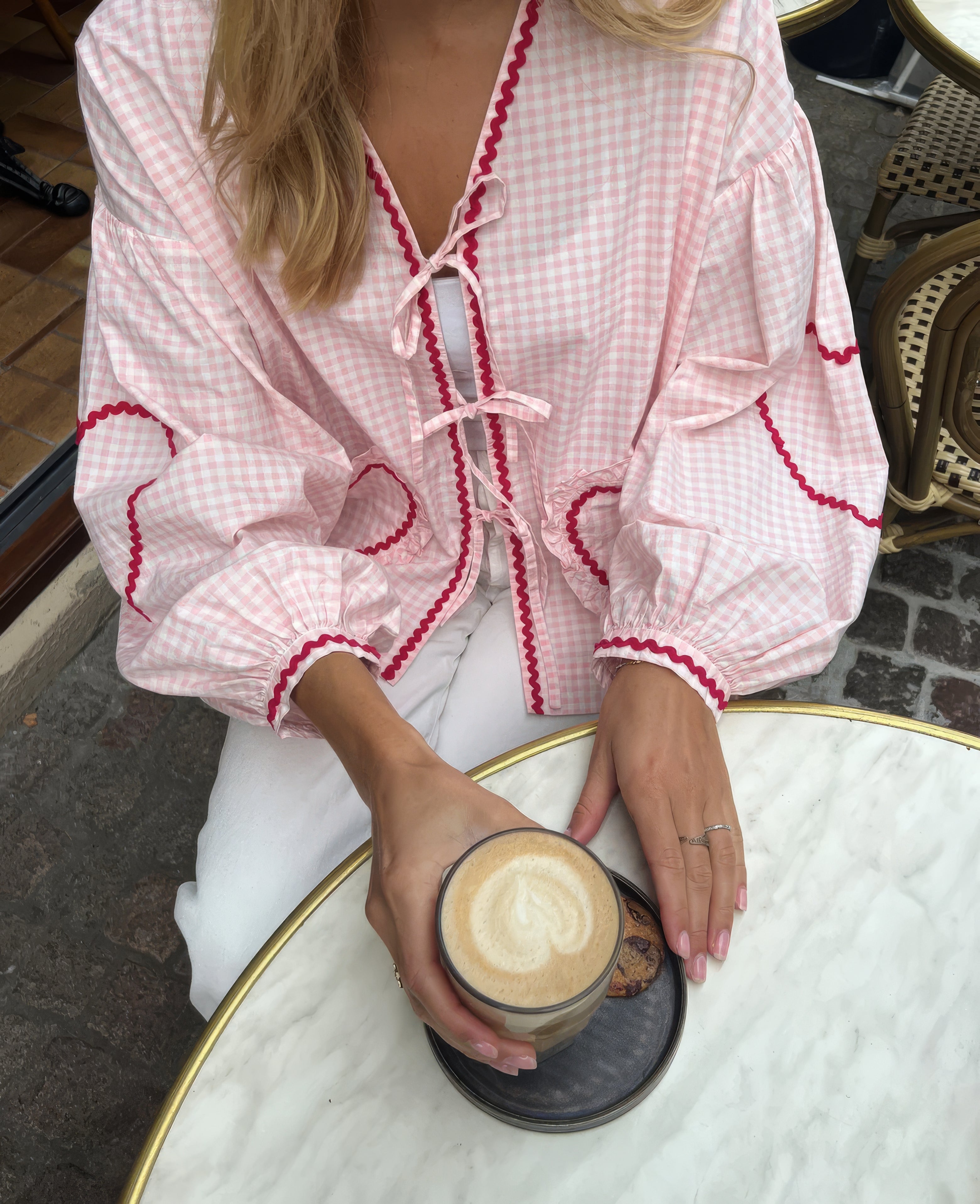 Chiara | Romantic Heart Blouse for Fashion-Forward Women