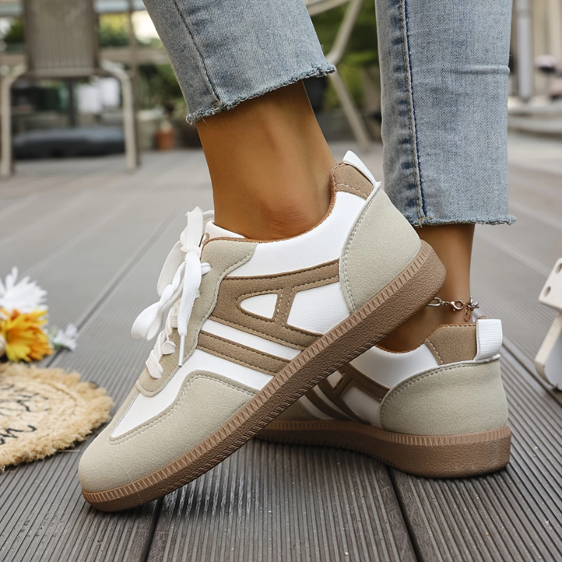 Alfreda | Women's Lace-Up Casual Sneakers