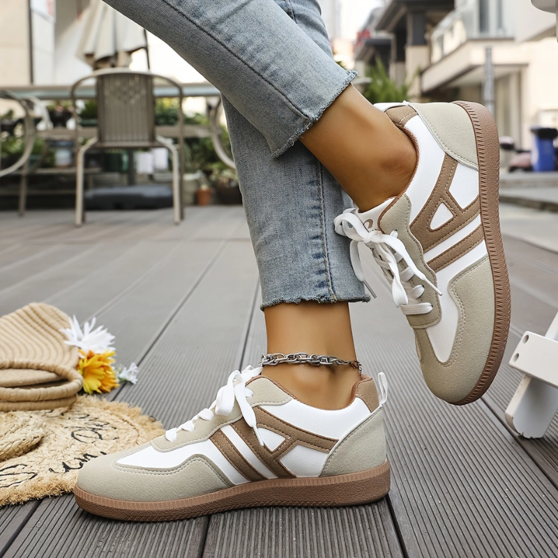 Alfreda | Women's Lace-Up Casual Sneakers