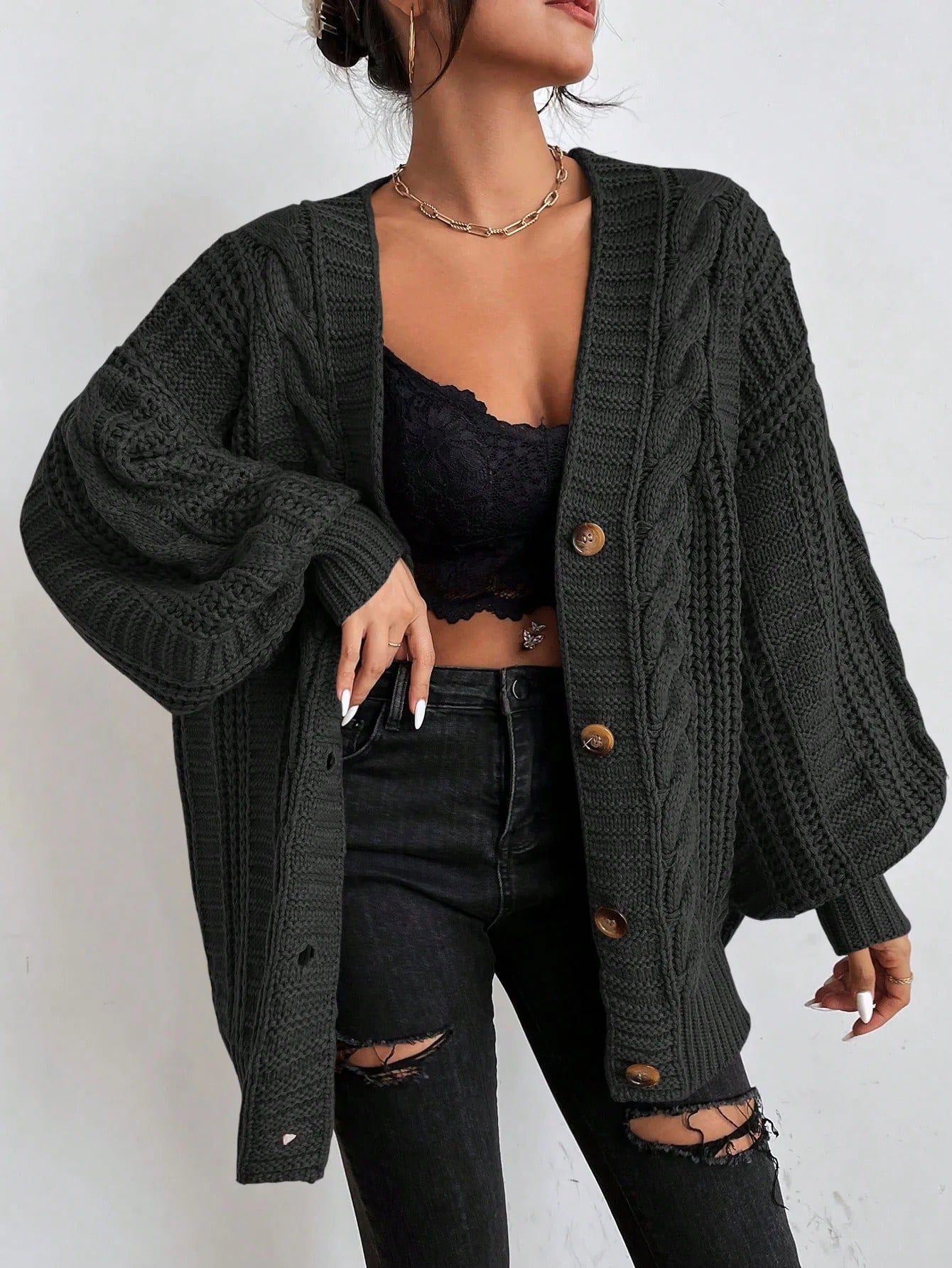 Alvaline | Women's Oversized Cable Knit Cardigan