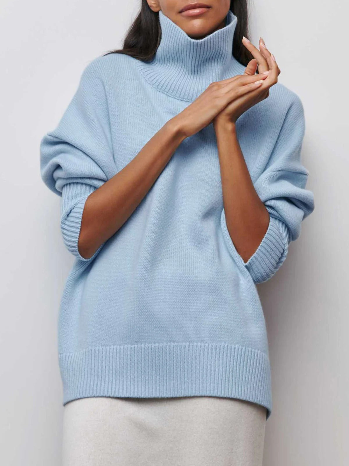Alyss | Women's Oversized Turtleneck Sweater