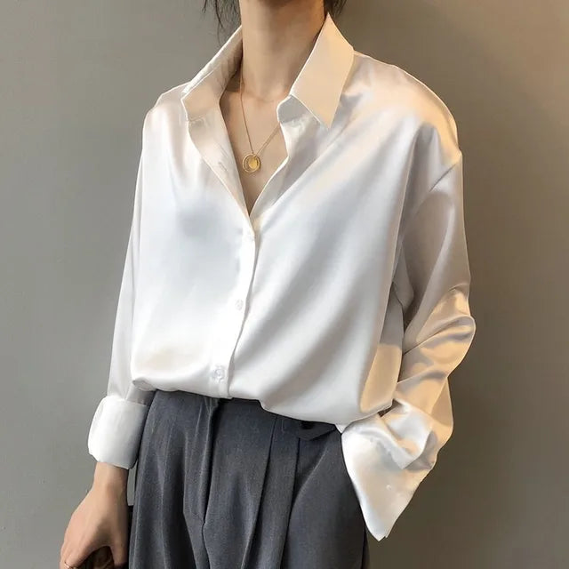 Coral | Elegant Fit Blouse with Soft Sheen