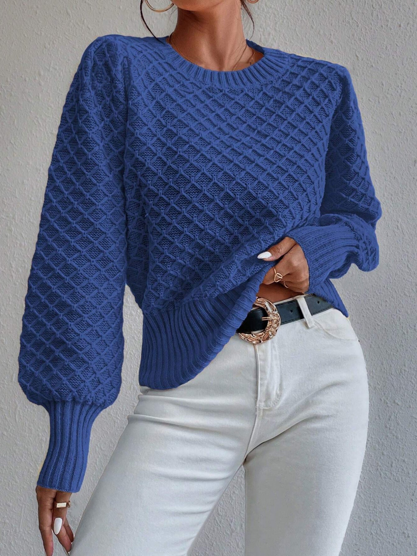Altia | Women's Textured Crewneck Sweater