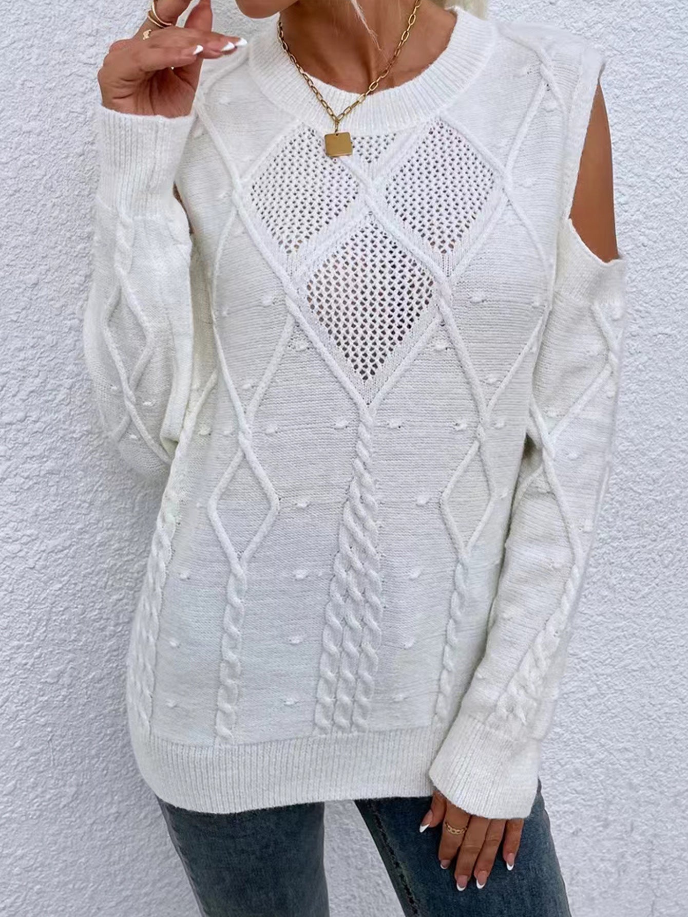 Allona | Women's Cold Shoulder Cable Knit Sweater