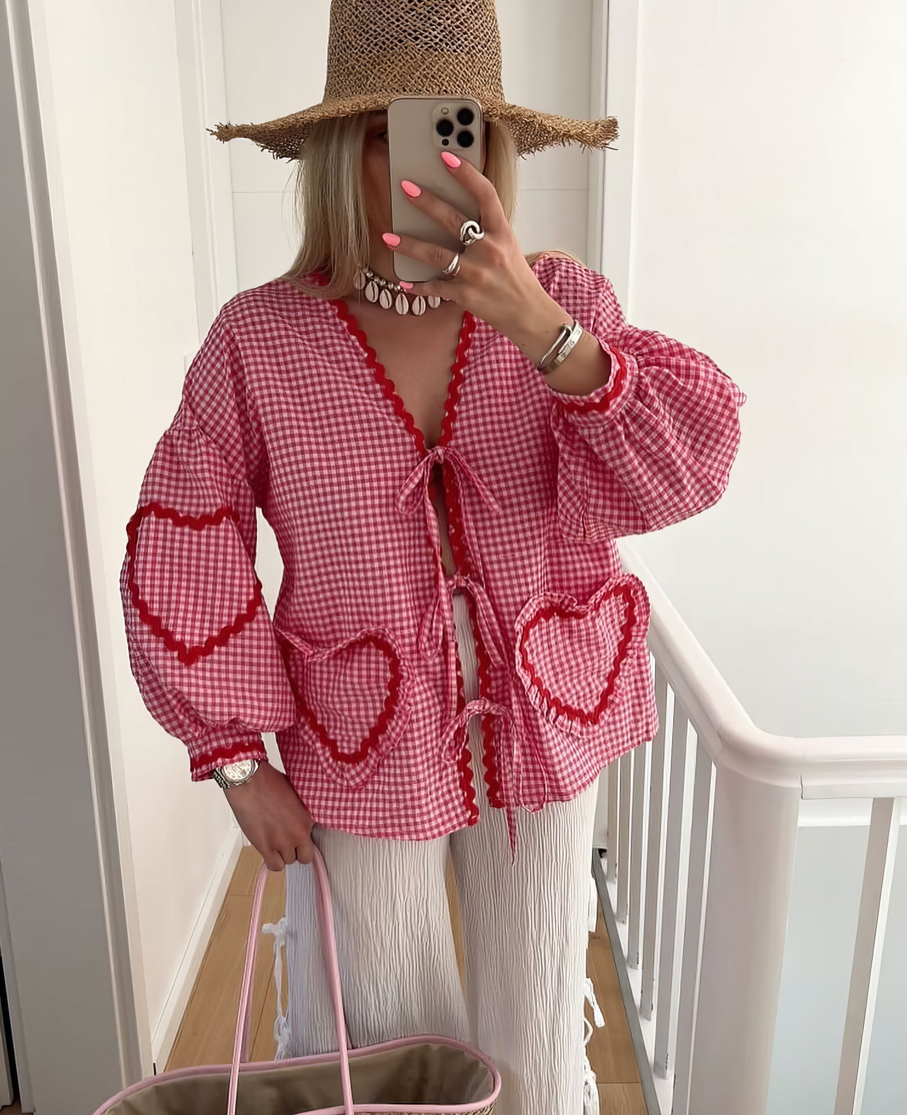 Chiara | Romantic Heart Blouse for Fashion-Forward Women