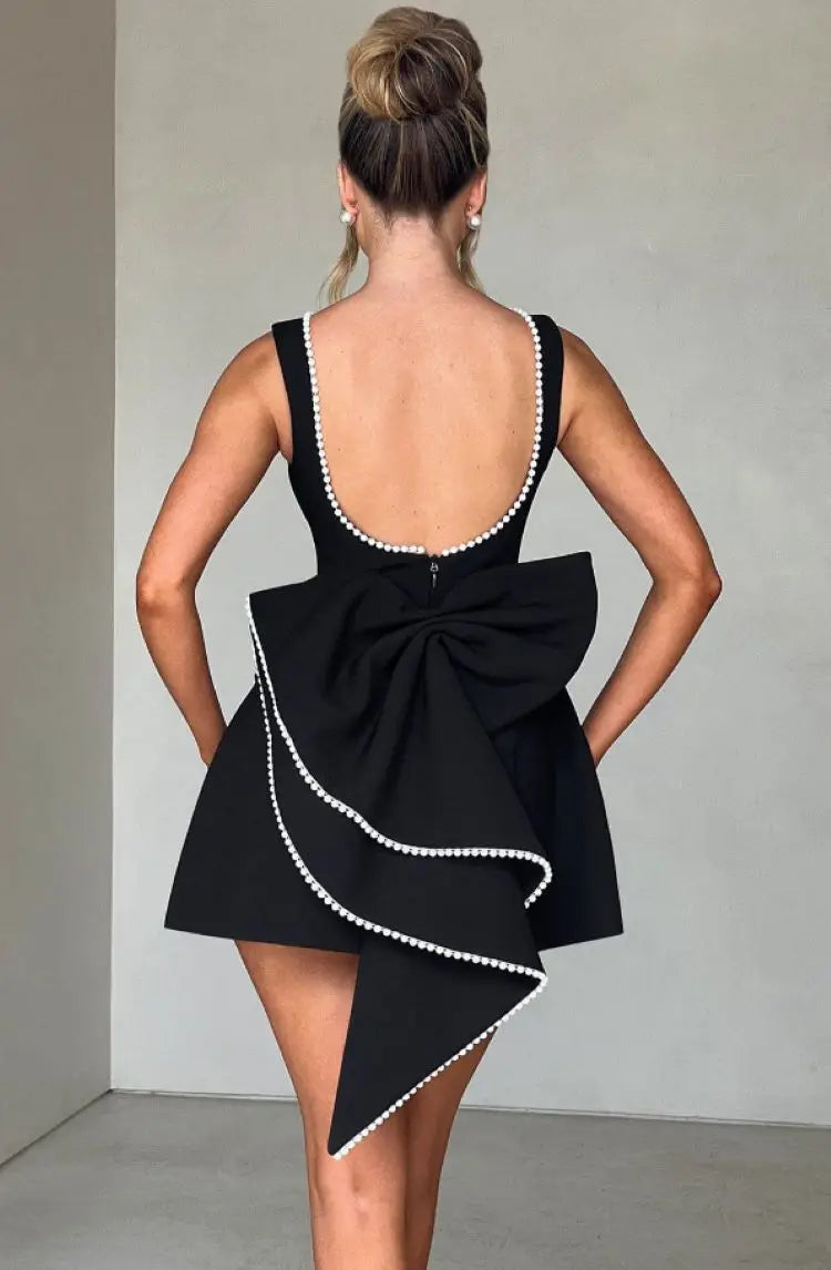 Kelsie | Chic Mini Dress with Flattering Silhouette