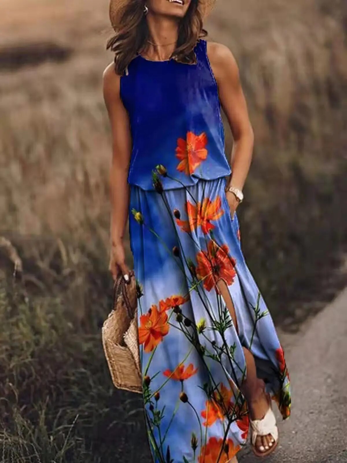 Jackie | Summer Maxi Dress with Eye-Catching Graphic Prints