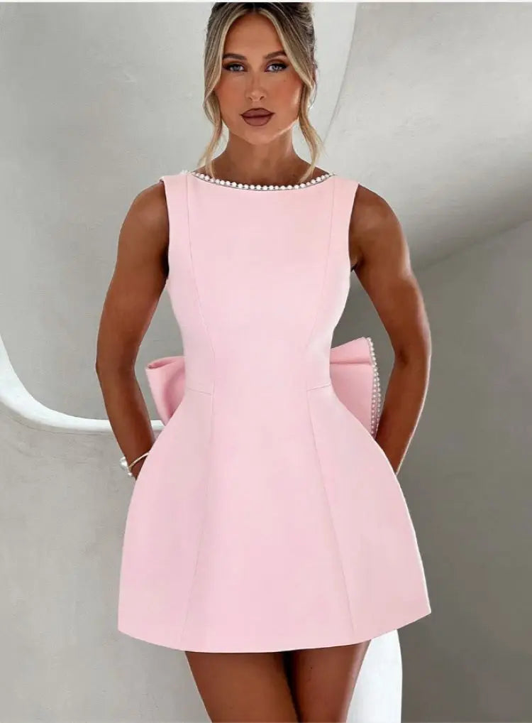 Kelsie | Chic Mini Dress with Flattering Silhouette