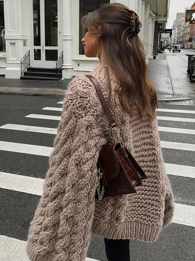 Amalita | Chunky Cozy Sweater