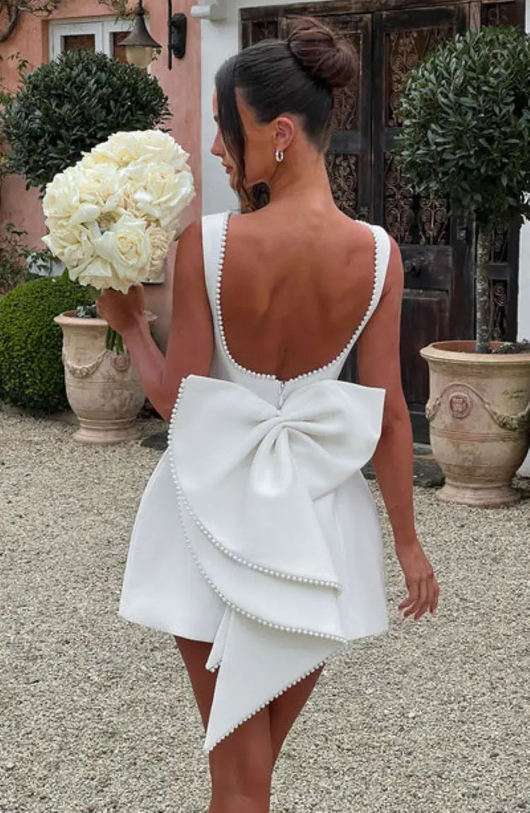Kelsie | Chic Mini Dress with Flattering Silhouette