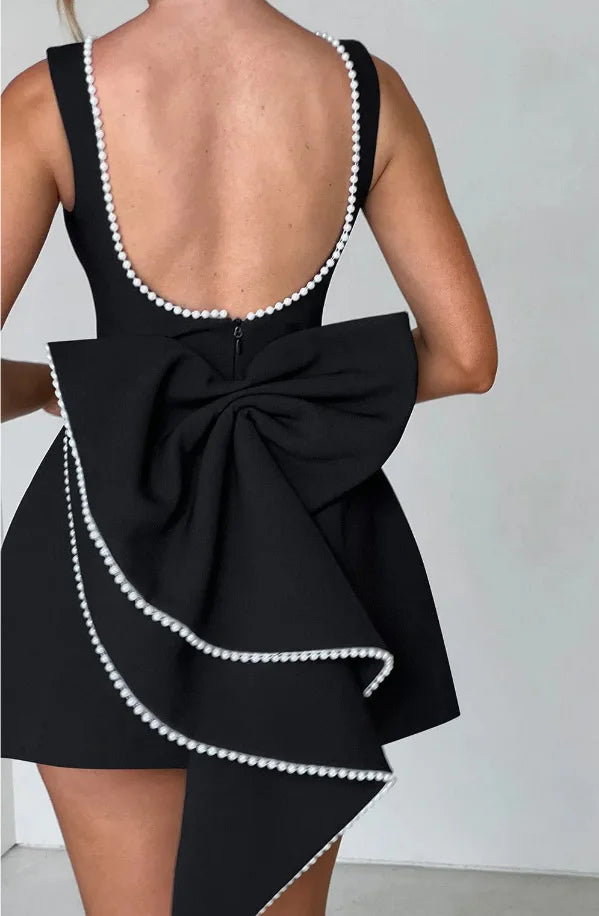 Kelsie | Chic Mini Dress with Flattering Silhouette