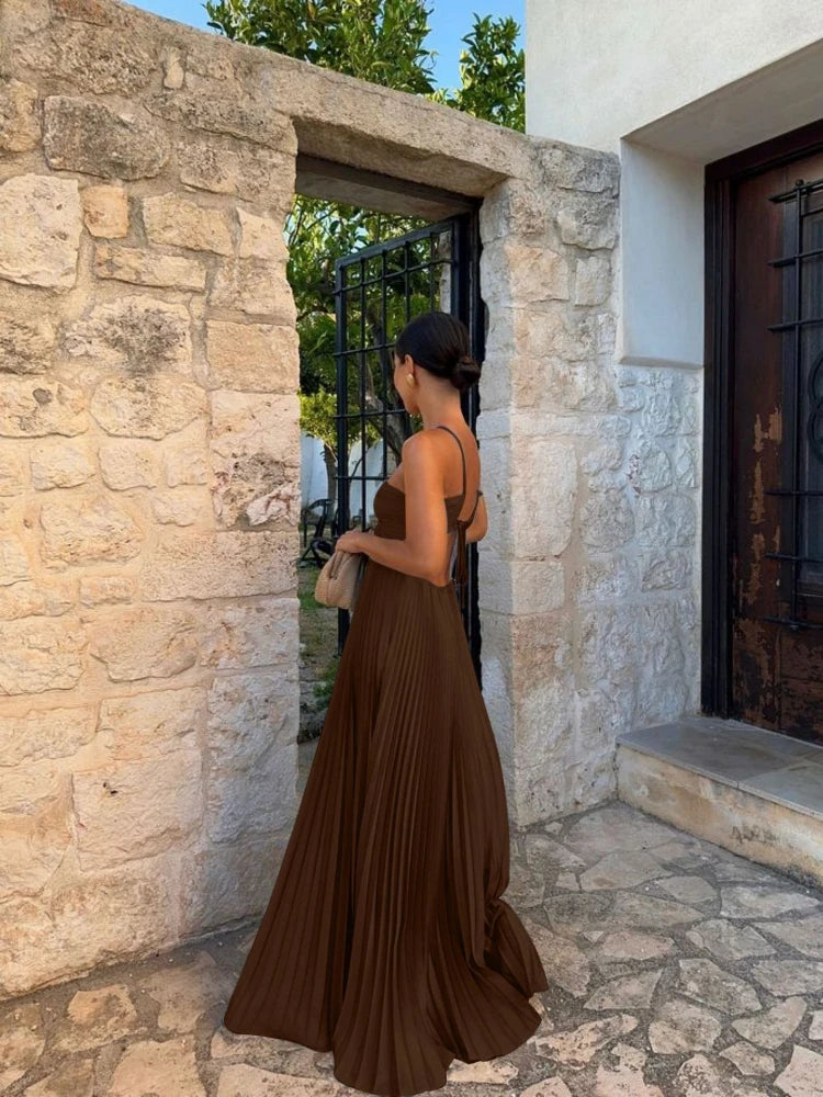 Maya | Elegant Pleated Maxi Dress for Any Occasion