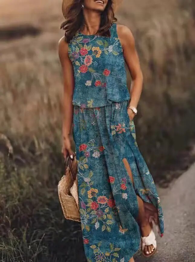 Jackie | Summer Maxi Dress with Eye-Catching Graphic Prints