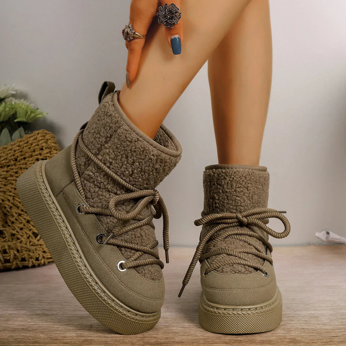 Ximena | Women's Lace-Up Winter Boots