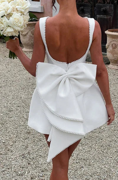 Kelsie | Chic Mini Dress with Flattering Silhouette
