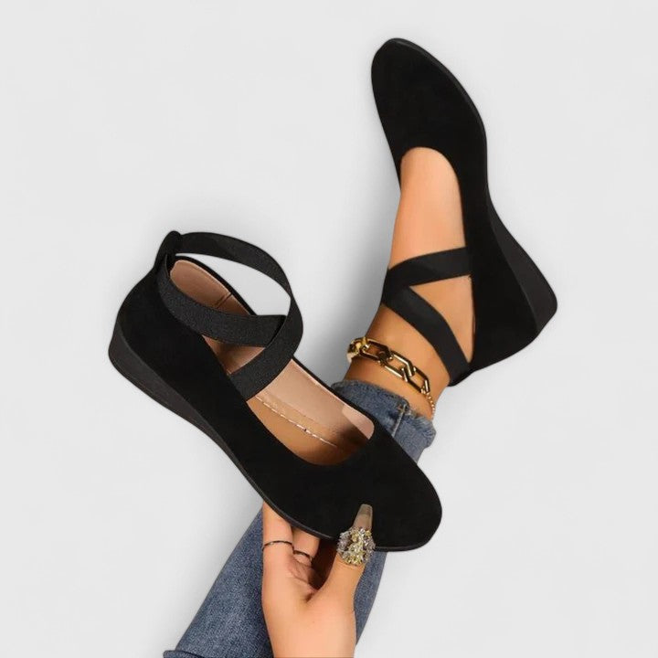Honoria | Orthopedic Flats