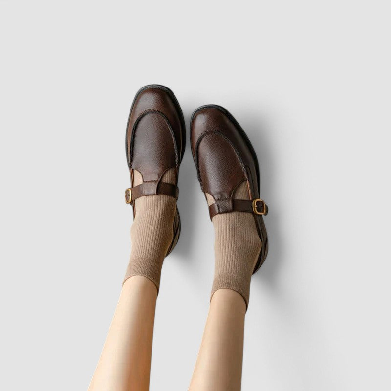 Zinnia | Women's Closed Toe Buckle Mary Jane Shoes