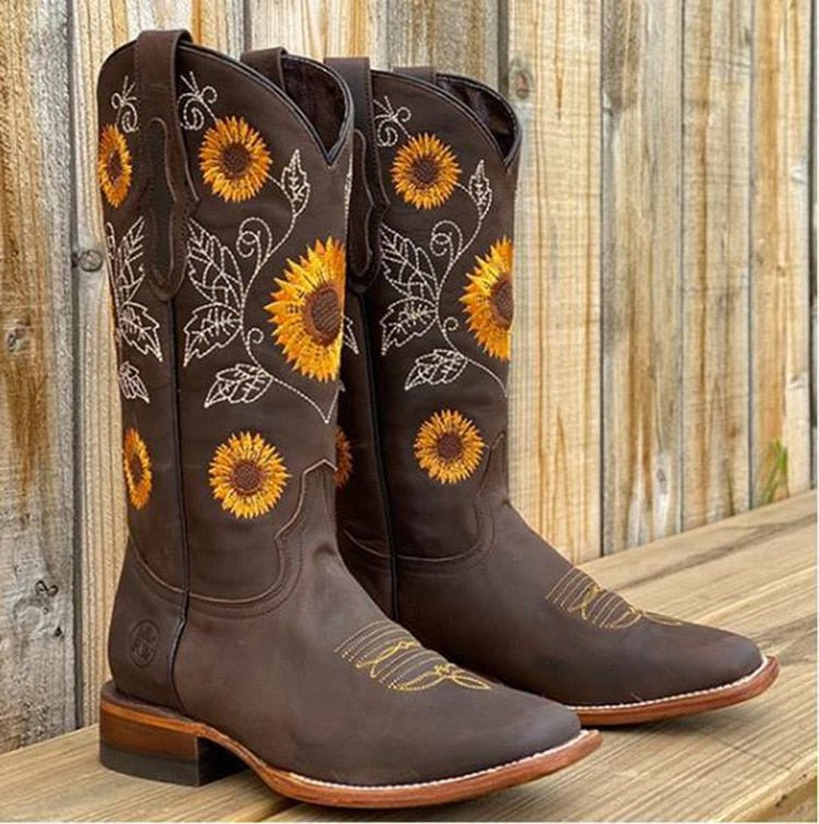 Hannelore | Women's Embroidered Cowboy Boots