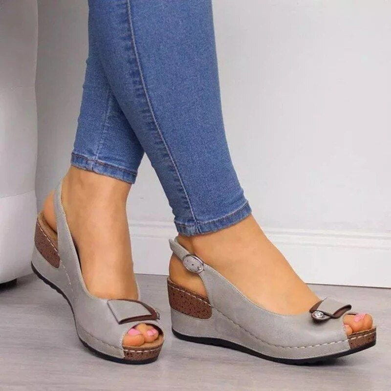 Gwendoline | Adjustable Heel Strap