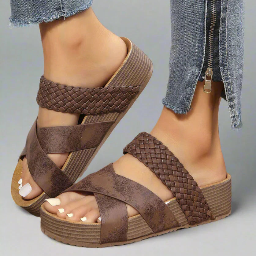 Yvonne | Orthopedic Sandals