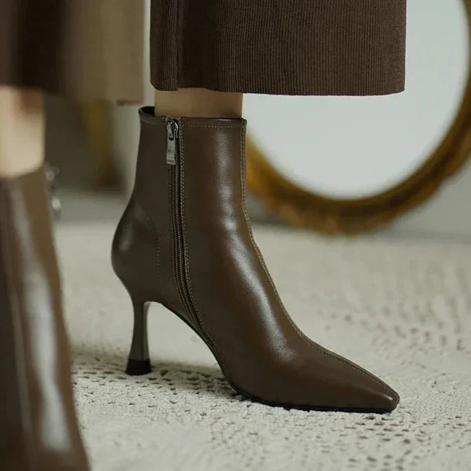 Tara | Orthopedic Pointed Toe Boots