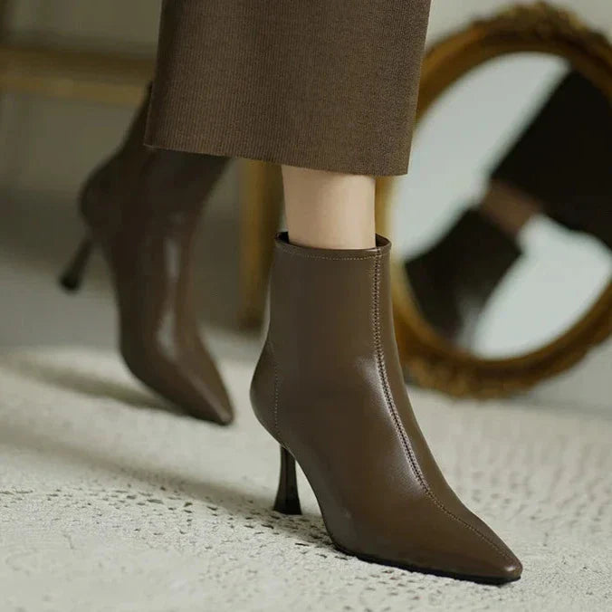Tara | Orthopedic Pointed Toe Boots