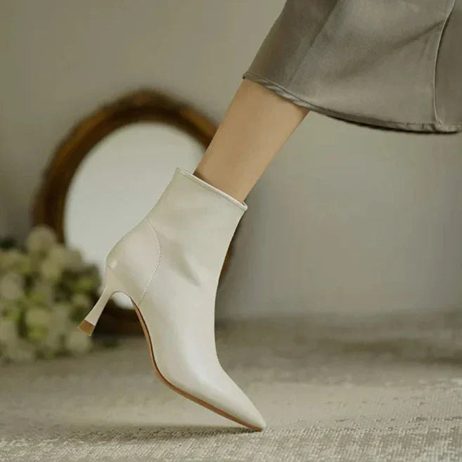 Tara | Orthopedic Pointed Toe Boots