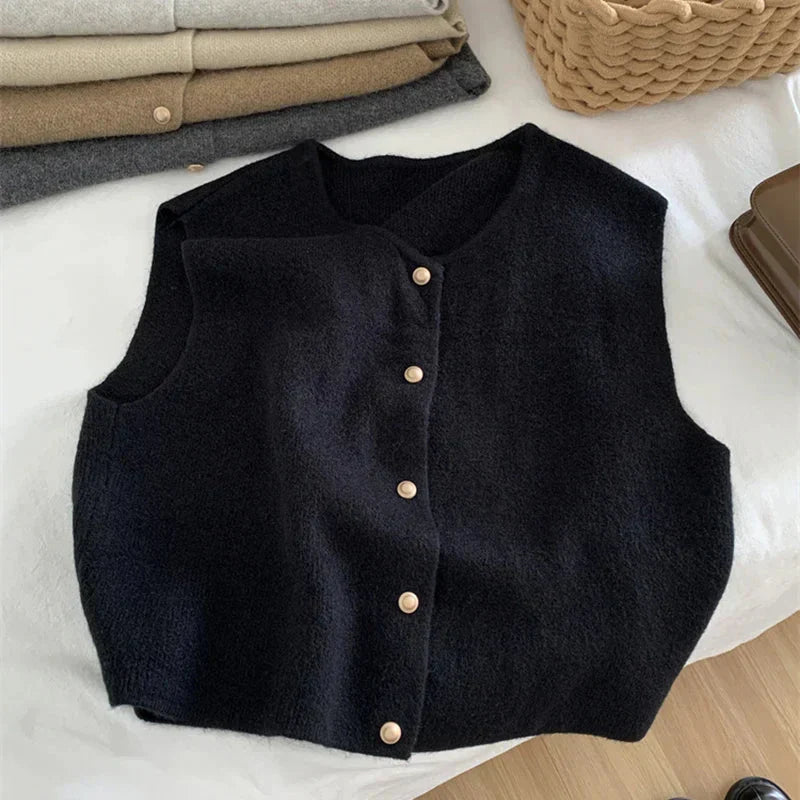 Alpinia | Women's Button-Front Knit Sweater Vest