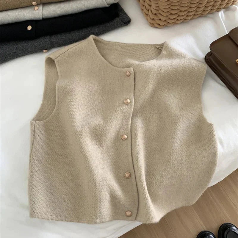 Alpinia | Women's Button-Front Knit Sweater Vest