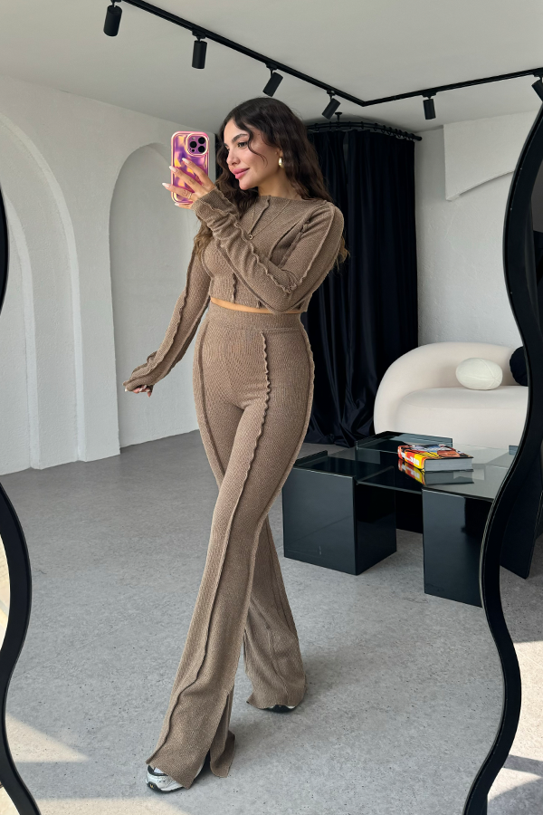 Angelina | Women's Cropped Long Sleeve Two-Piece Set