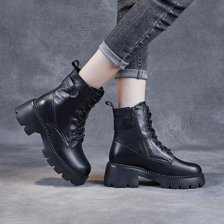Susanna | Orthopedic Lace-Up Boots